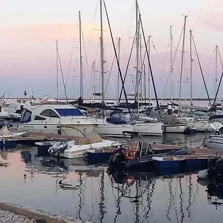 Casa Ibaia, Tipica E Acolhedora No Centro De Casa vacanze Olhão
