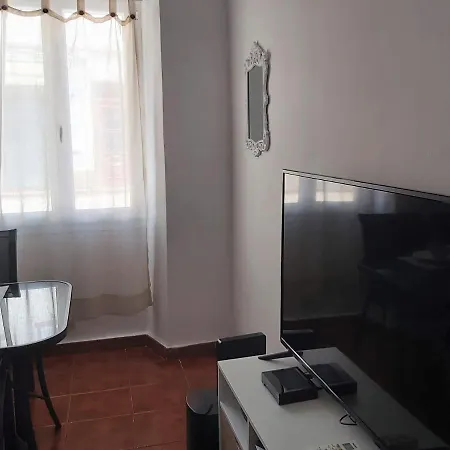 Prázdninový dům Casa Ibaia, Tipica E Acolhedora No Centro De Olhão