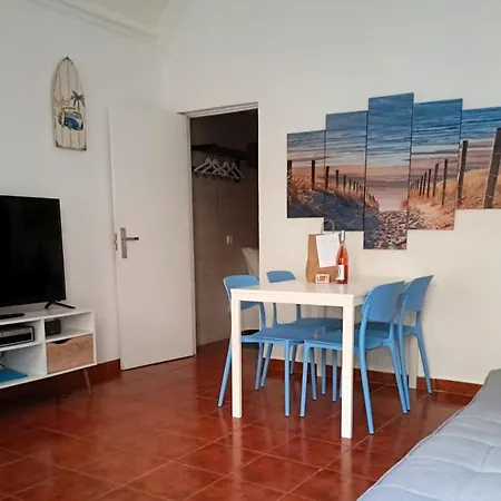 Casa Ibaía, Típica E Acolhedora No Centro De Olhão